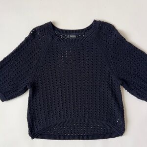 Women's black short sleeve Sweater